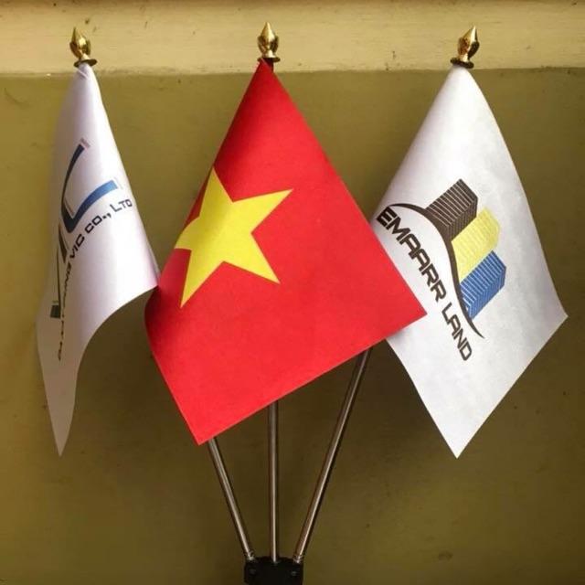Cờ để bàn cắm 3 nước để inox