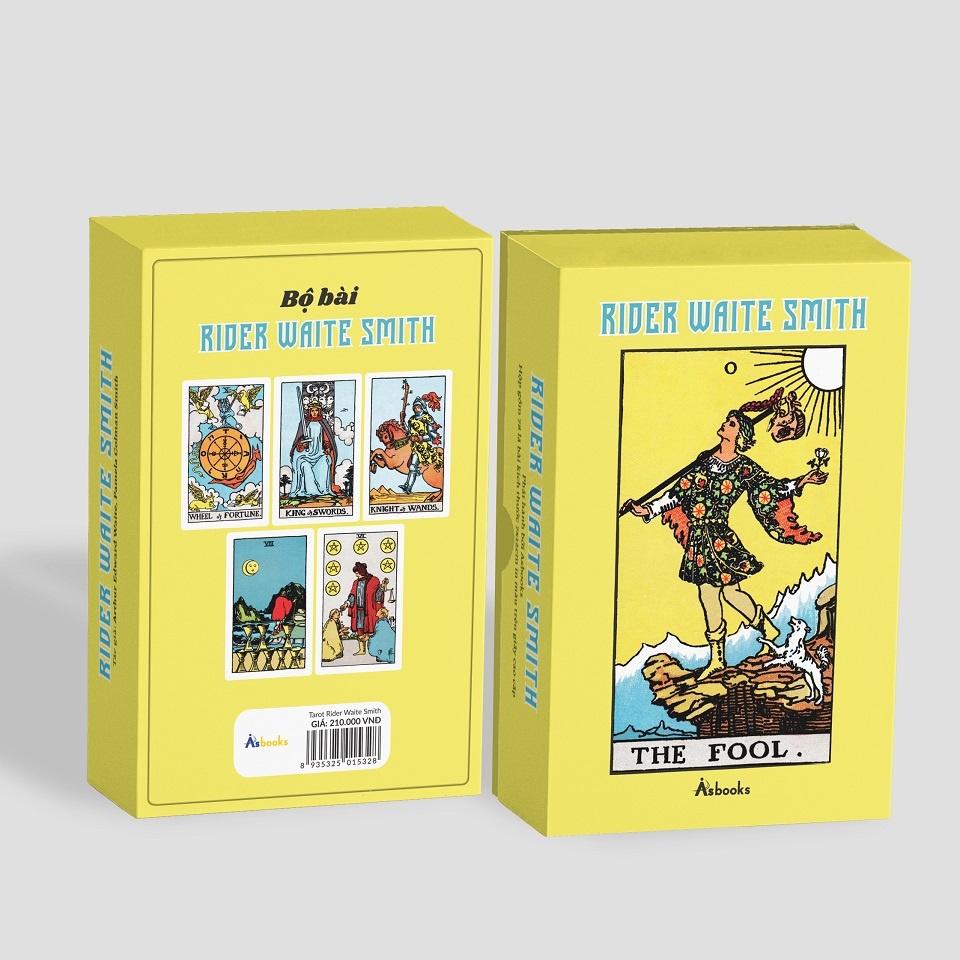 Sách BỘ BÀI Rider Waite Smith Tarot - Bản Quyền