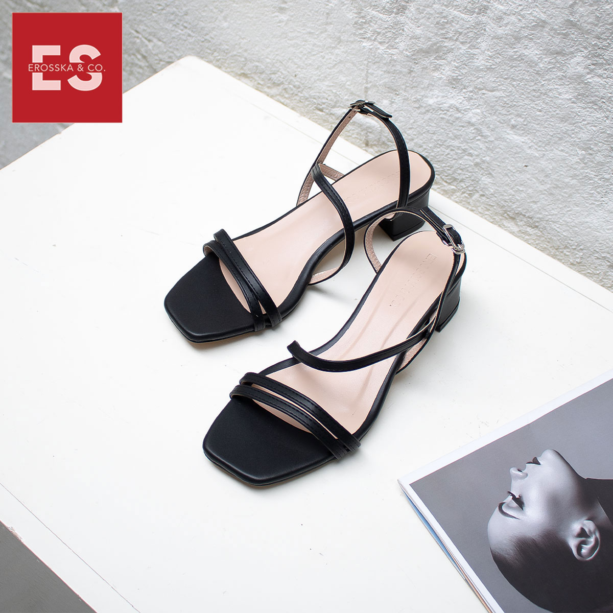 Giày sandal cao gót Erosska thời trang mũi vuông quai ngang phối dây mảnh cao 3cm EB031