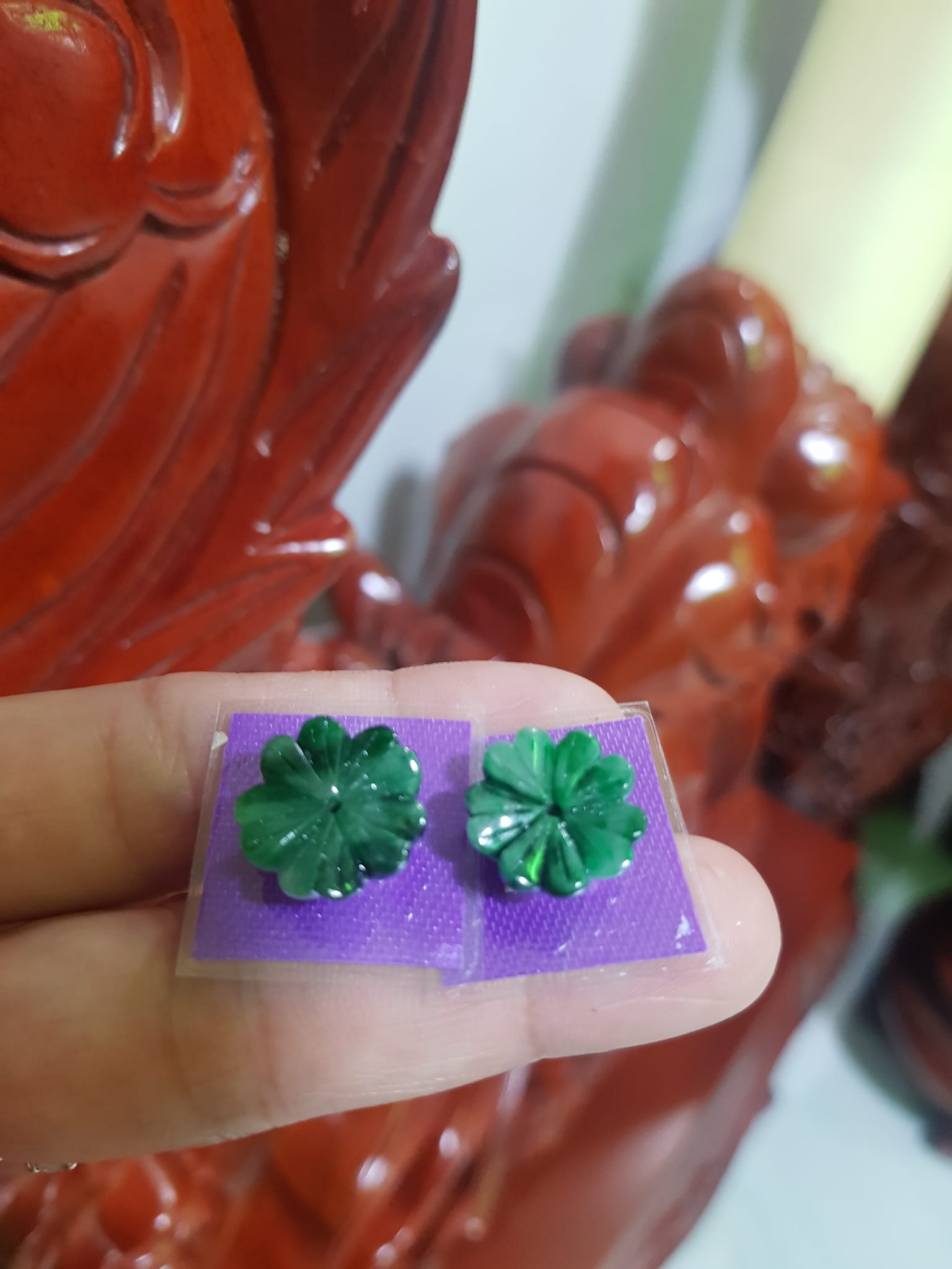Đôi Bông Tai Bông Mai Trái Tim Size trung mới đẹp 14mm x 4mm Đá Ngọc cẩm thạch tự nhiên xanh đậm điểm sơn thủy bóng đẹp Nữ mệnh Thủy bọc vàng đeo rất đẹp sang ạ