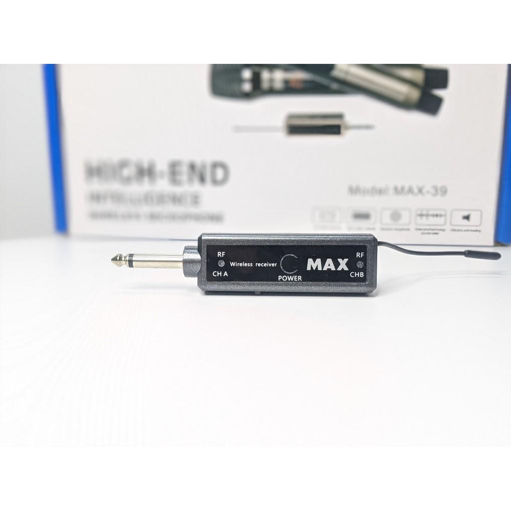 Micro không dây đa năng MAX 39 hát karaoke gia đình cực hay trang bị màn hình LCD hiển thị tần số