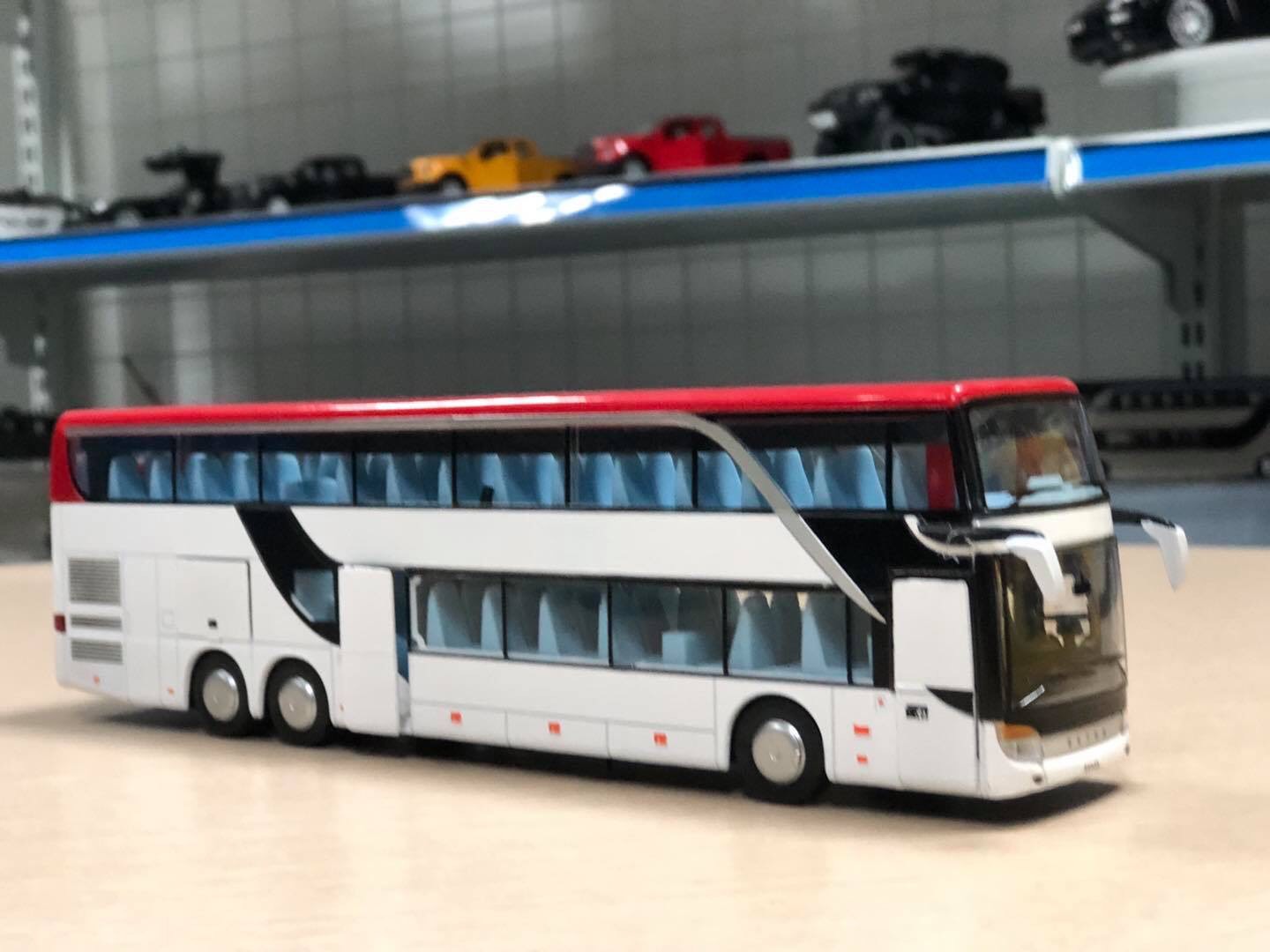 Mô hình xe bus 2 tầng kim loại XLG