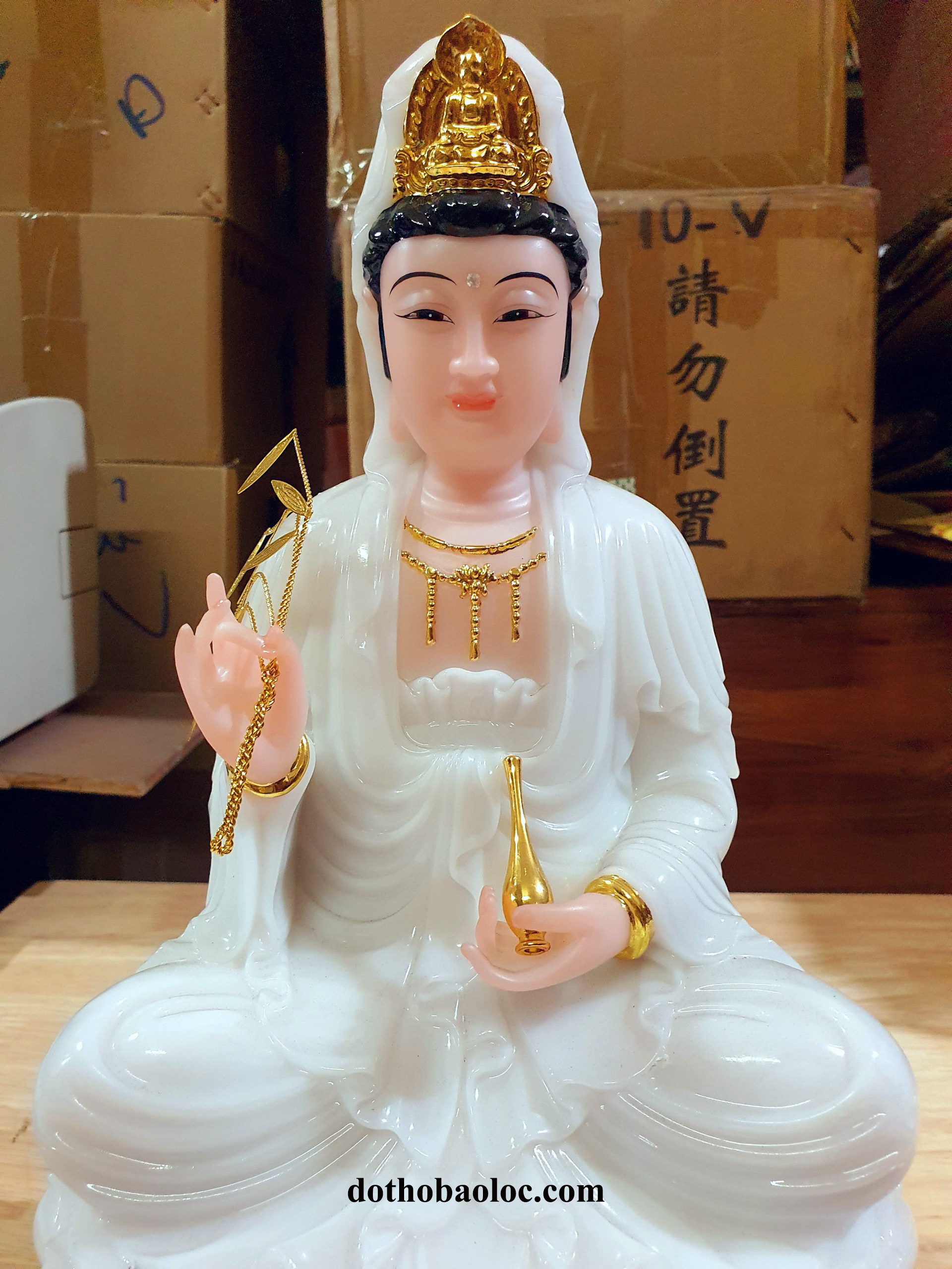 Tượng Phật Quan Âm bằng đá nhập khẩu từ Đài Loan 14inch