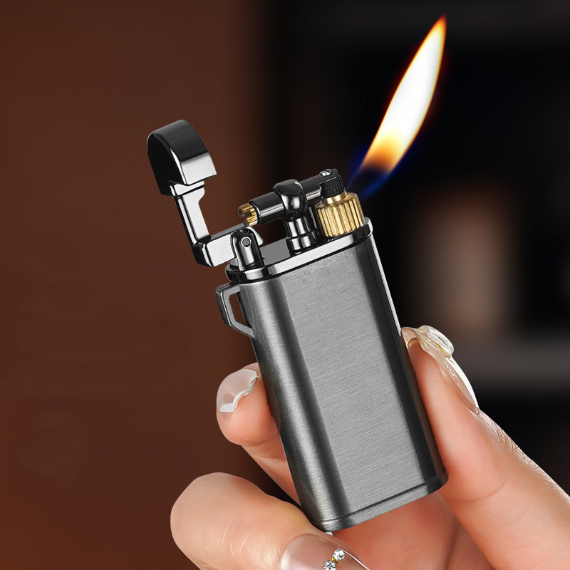 Bật Lửa Chief Đánh Tay Kim Loại Bóng Trơn - Xài Gas