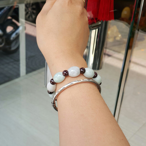 Chuỗi ống thoi Phỉ Thúy mix hạt lựu tròn S6682