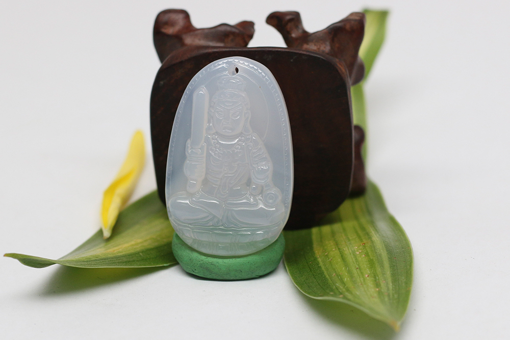 Mặt Dây Chuyền Bất Động Minh Vương Đá Mã Não Trắng Ngọc Quý Gemstones BDMVMNT