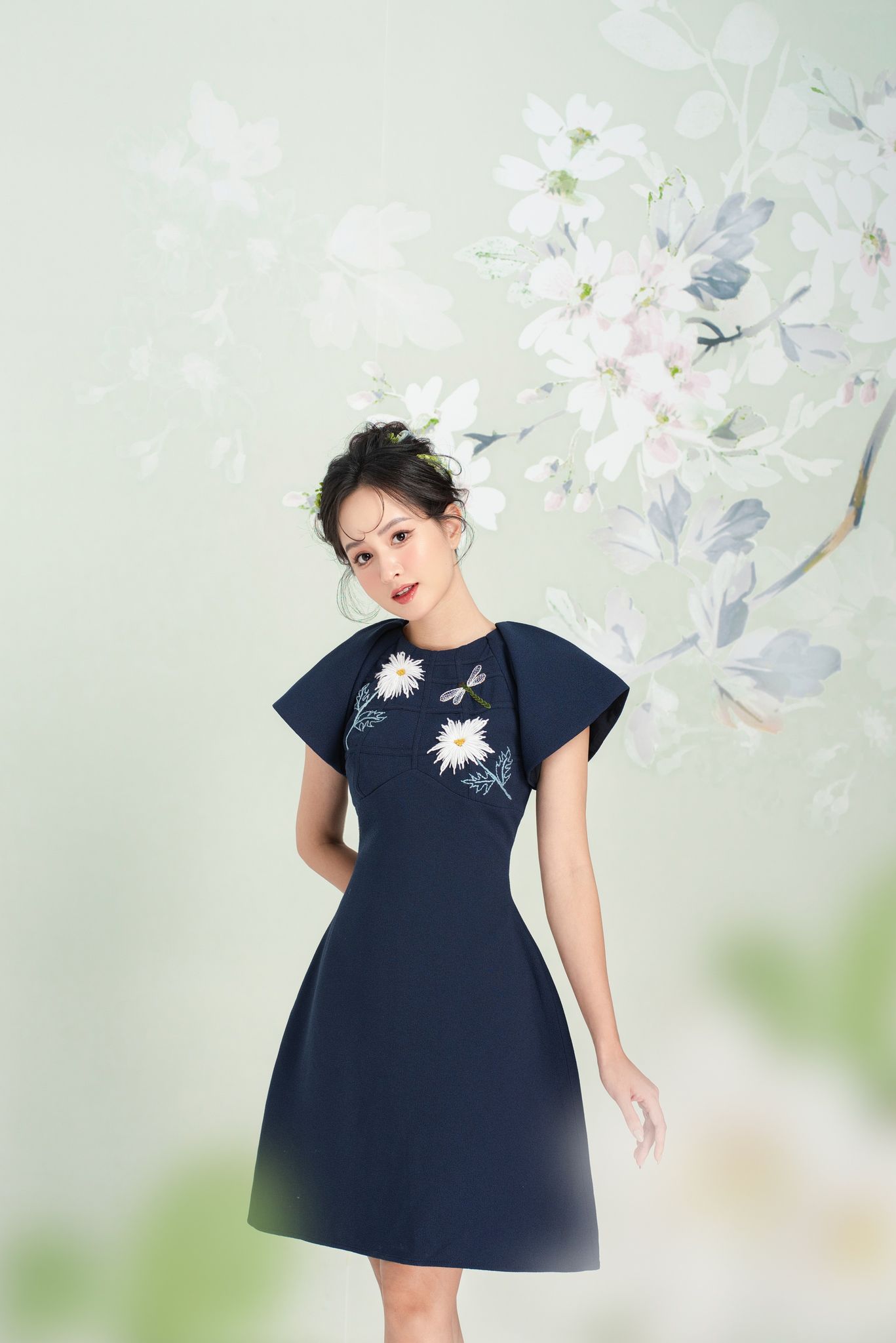 OLV - Đầm Alie Embroi Dress