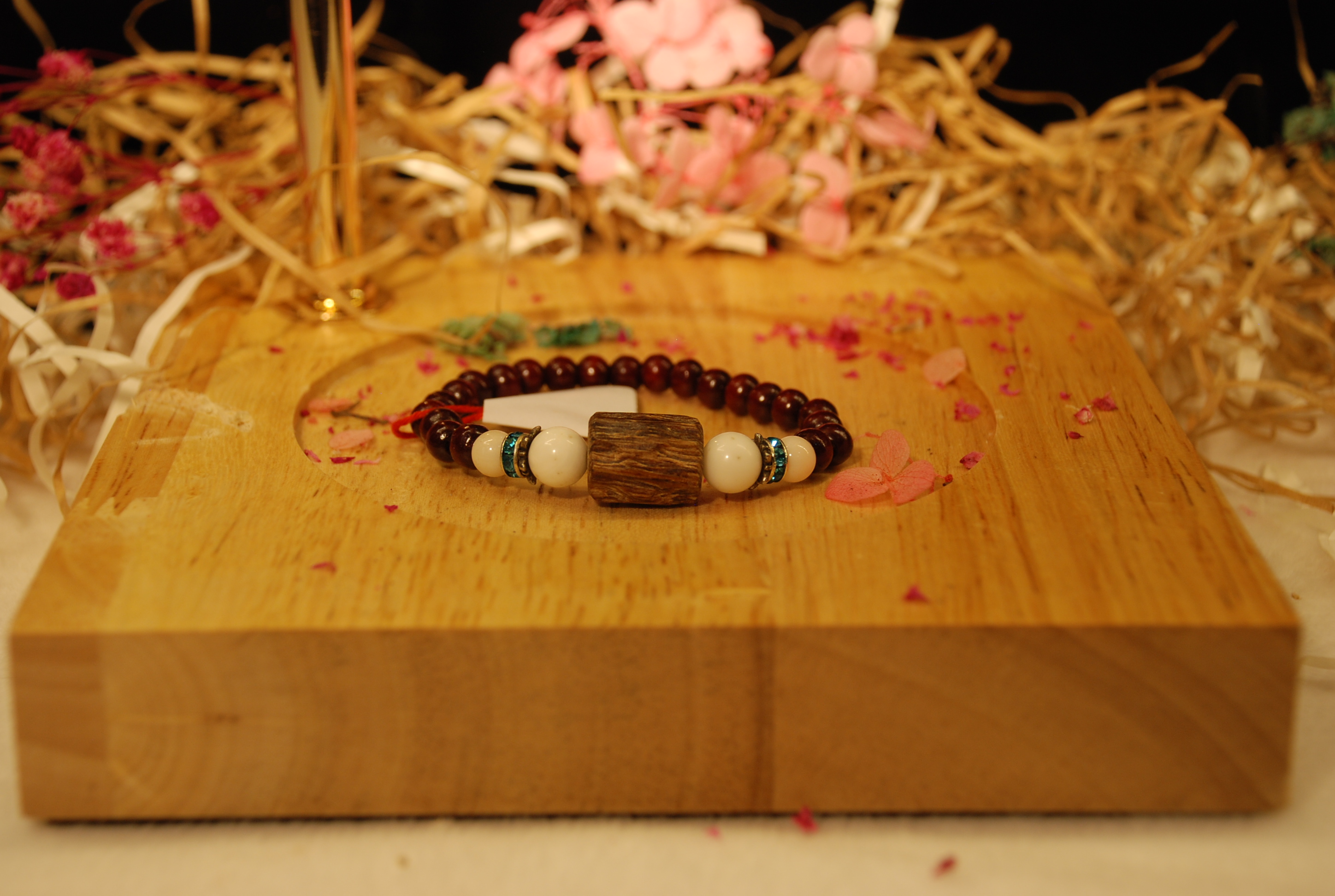 Vòng tay phong thủy Mix-up