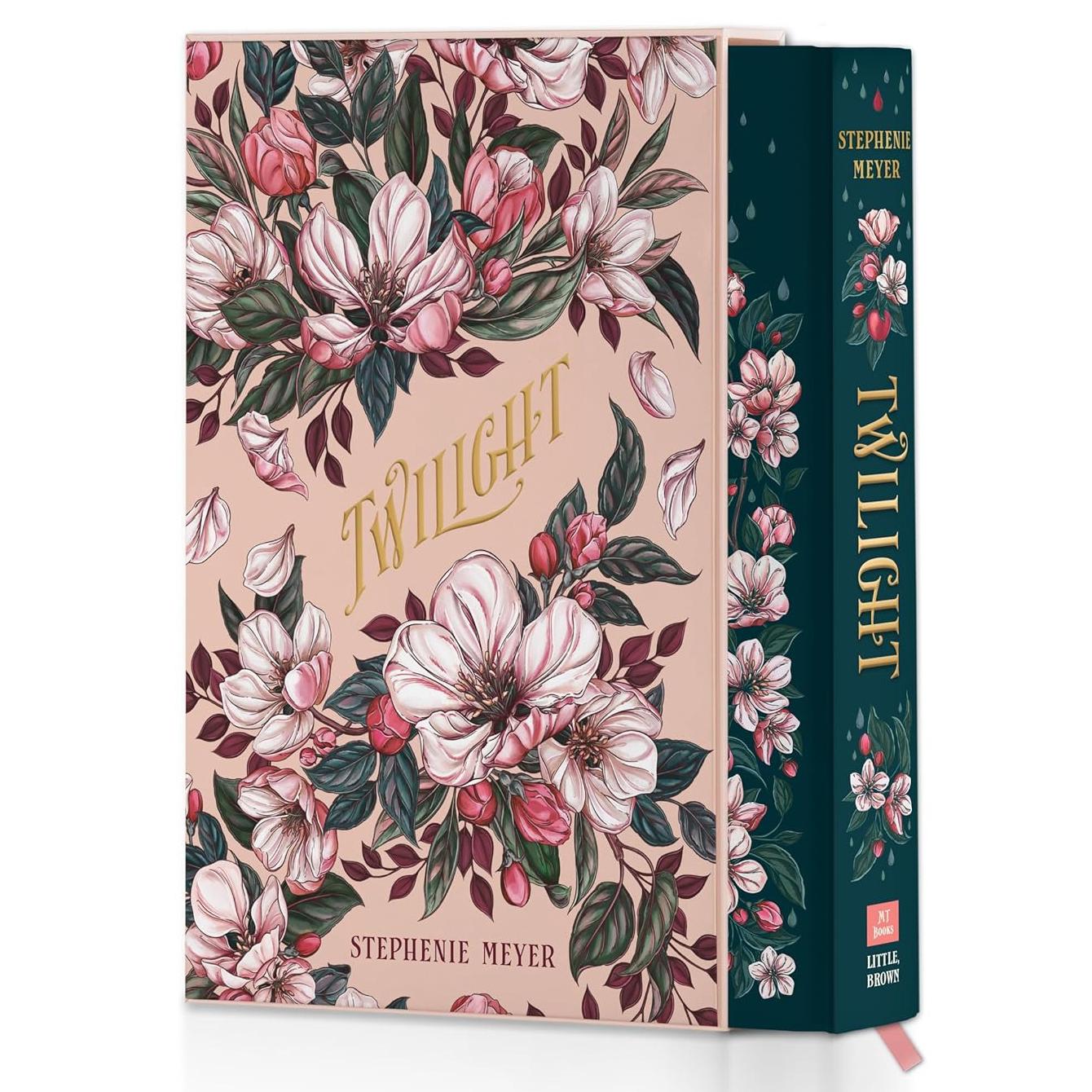 Sách ngoại văn: Twilight - Deluxe Collector’s Edition