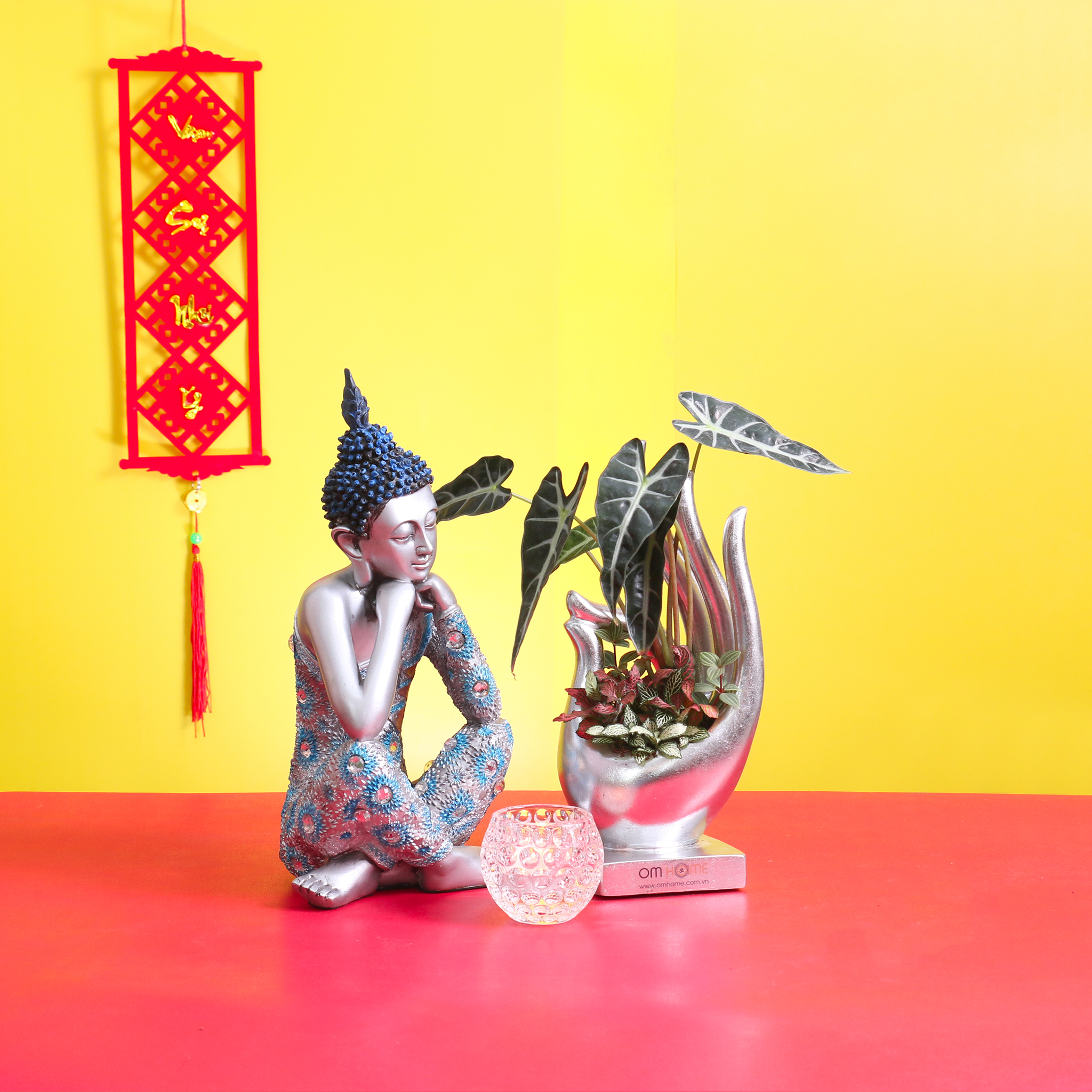 Tượng Tam Thế Phật - Thế Tay Chống Cằm