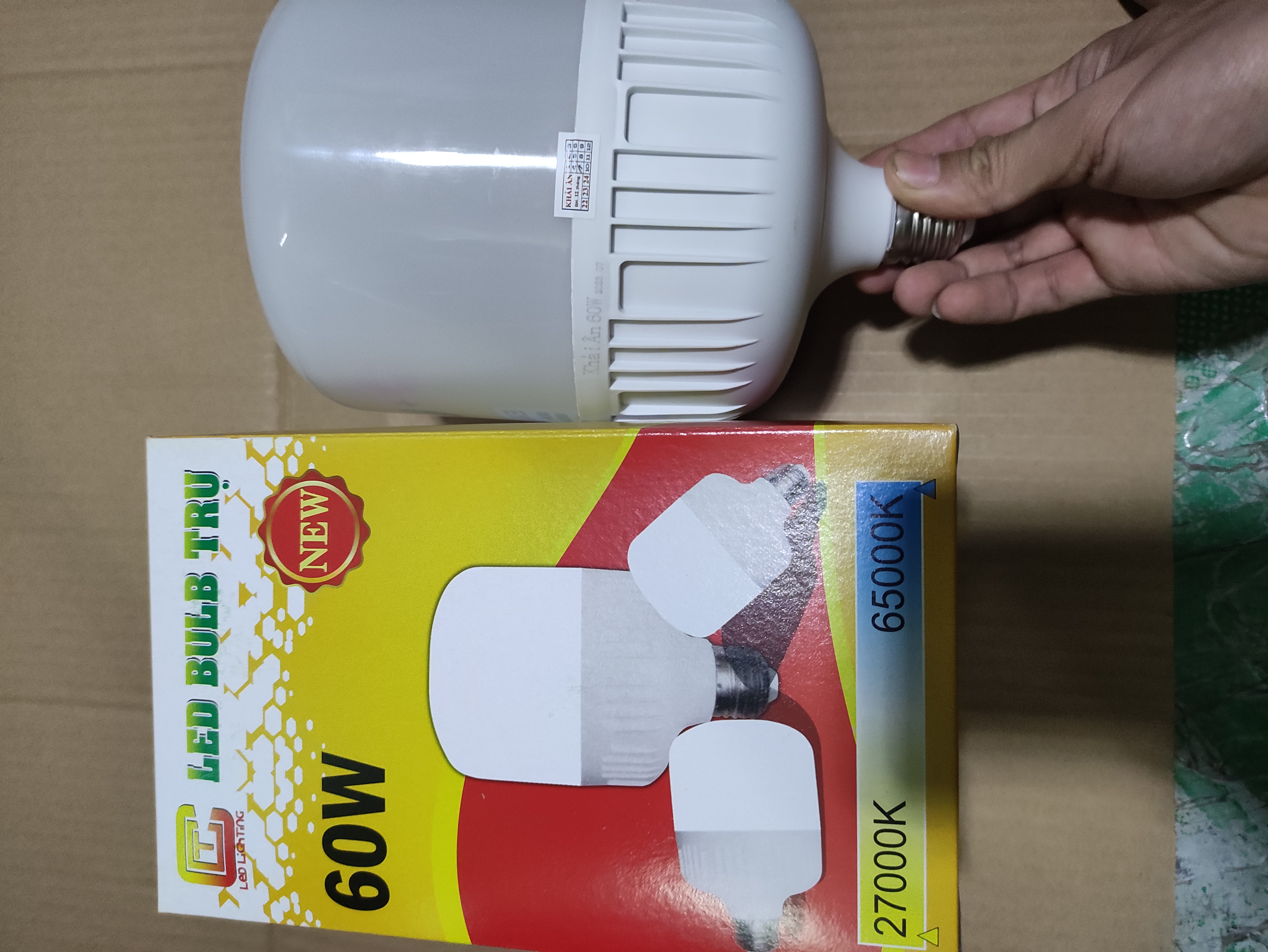 Bóng đèn led trụ 60w ánh sáng trắng