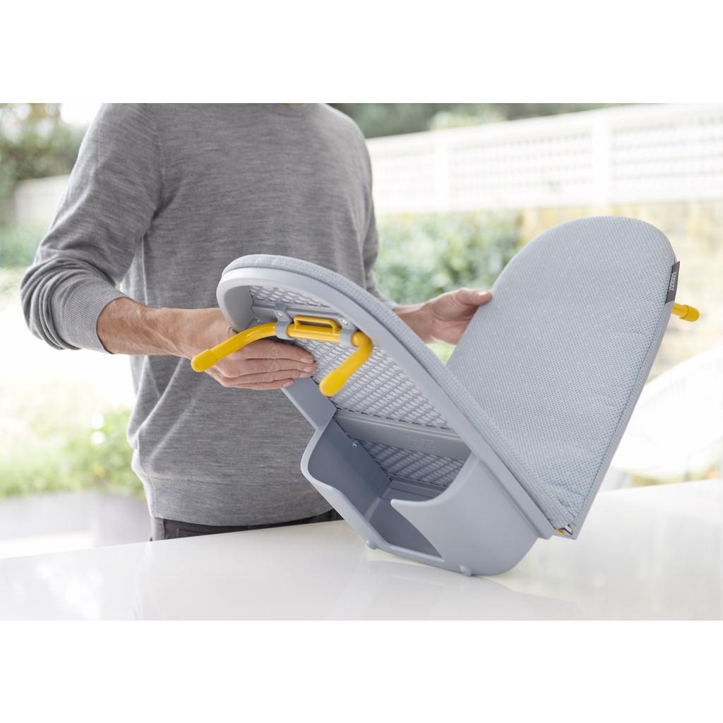 Bàn để ủi đồ gấp gọn cao cấp Joseph Joseph 003994 - Pocket Folding Ironing Board
