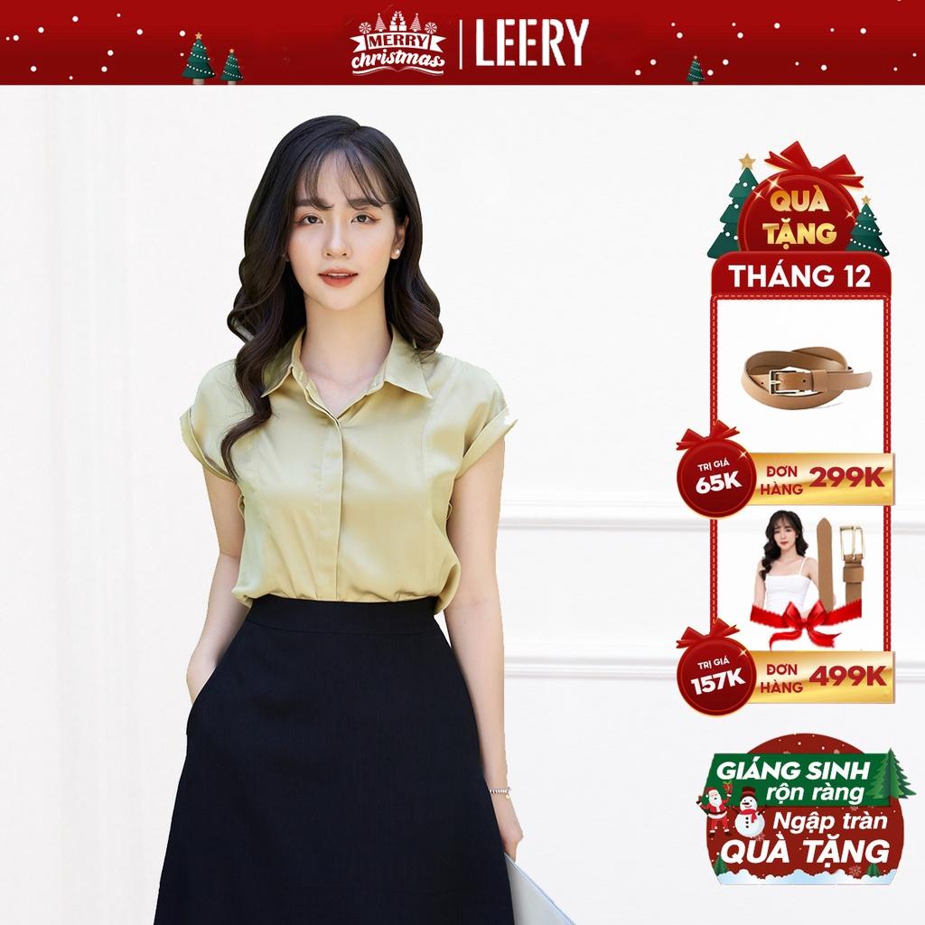 Áo sơ mi nữ ngắn tay form rộng mặc đi làm công sở.