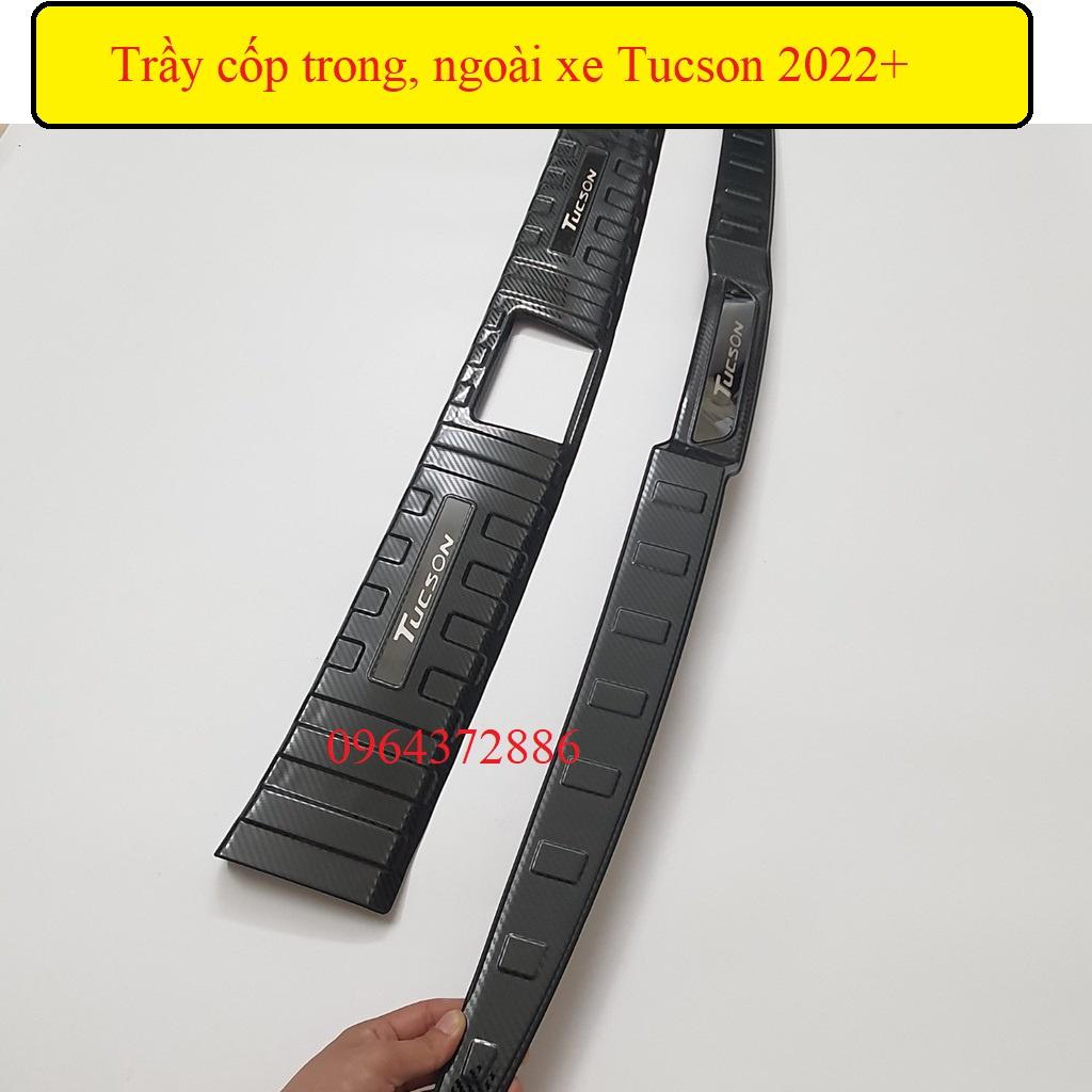 Ốp chống trầy cốp Hyundai Tucson 2022 – MẪU CARBON