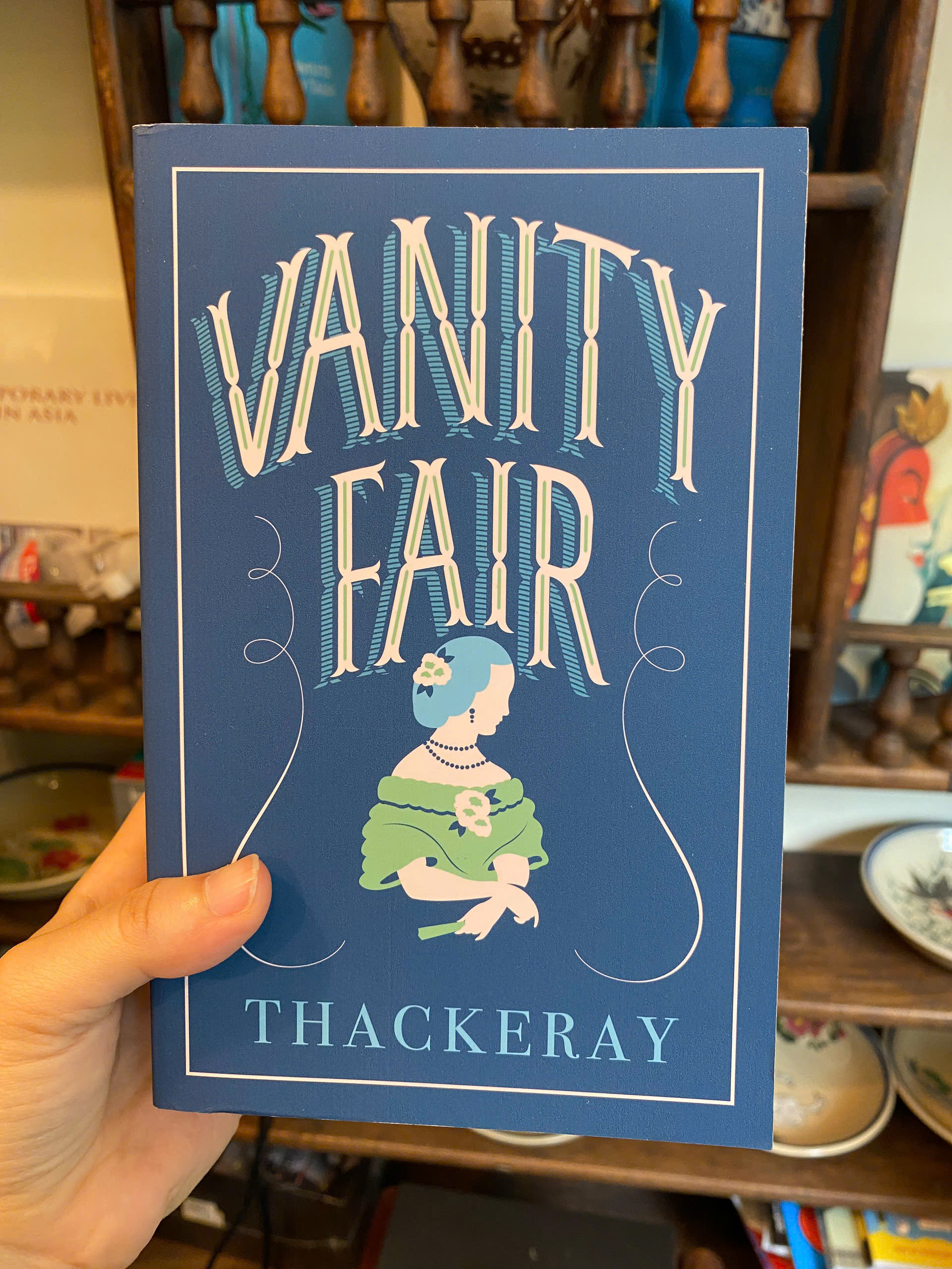 Sách - Vanity Fair (Alma Classics Evergreens) by William Makepeace Thackeray | English Classics