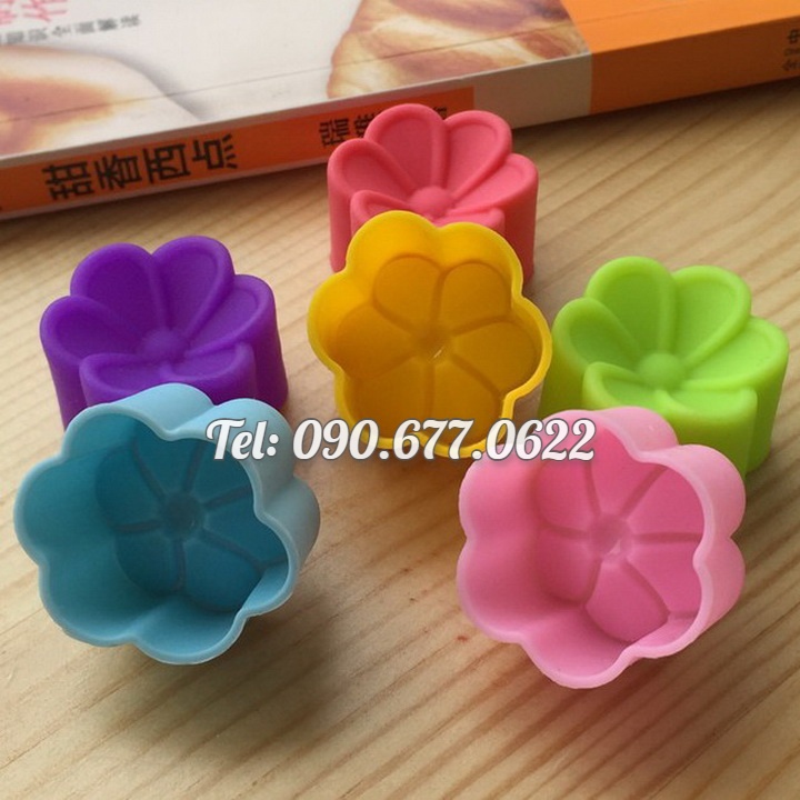 Bộ 10 khuôn silicone 3 lớp làm bánh, rau câu, bánh bông lan, bánh da lợn, bánh cookie hình hoa mai 5 cánh tròn – Mã số 1100