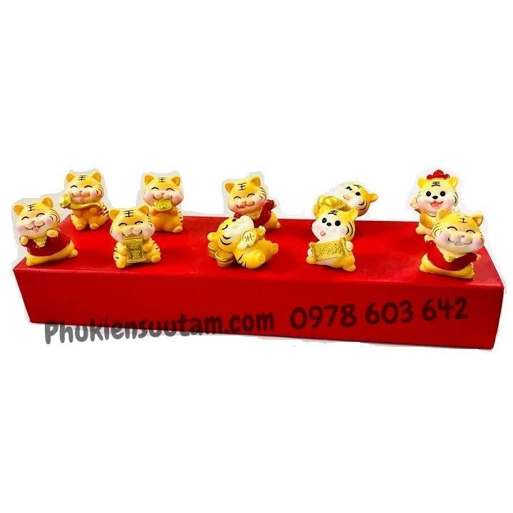 Tượng Nhựa Con Cọp Cute Dễ Thương , Dùng để trưng bày trên bàn sách, bàn làm việc, xe oto, kích thước 4 x 3.5cm, màu vàng - TMT Collection - SP005465