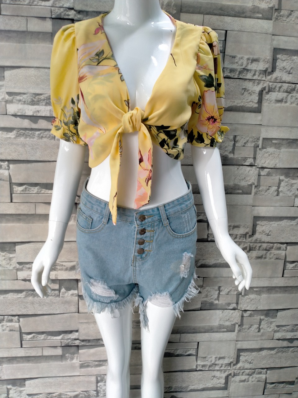 Áo croptop đi biển, resort, du lịch