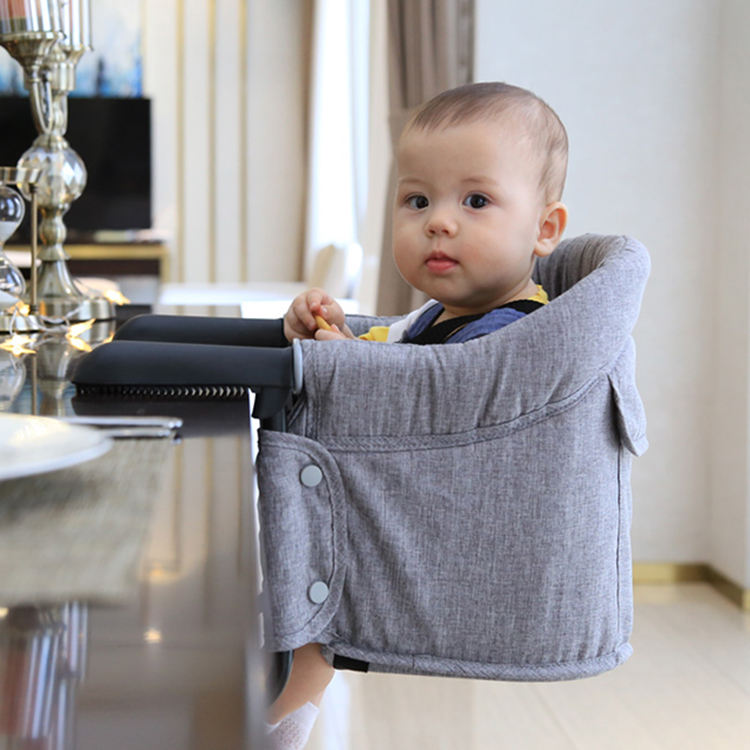 Ghế ăn cho bé di động gấp gọn gắng bàn ăn Portable Baby Highchair Foldable Feeding Chair