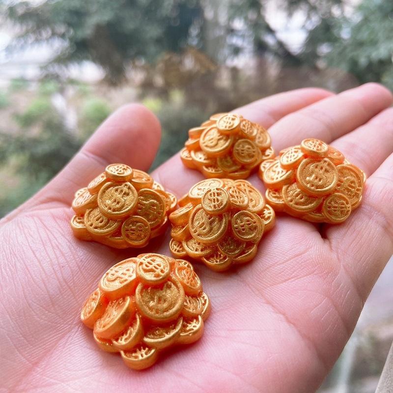Phụ kiện tiền vàng mini trang trí nhà cửa tết, bàn làm việc