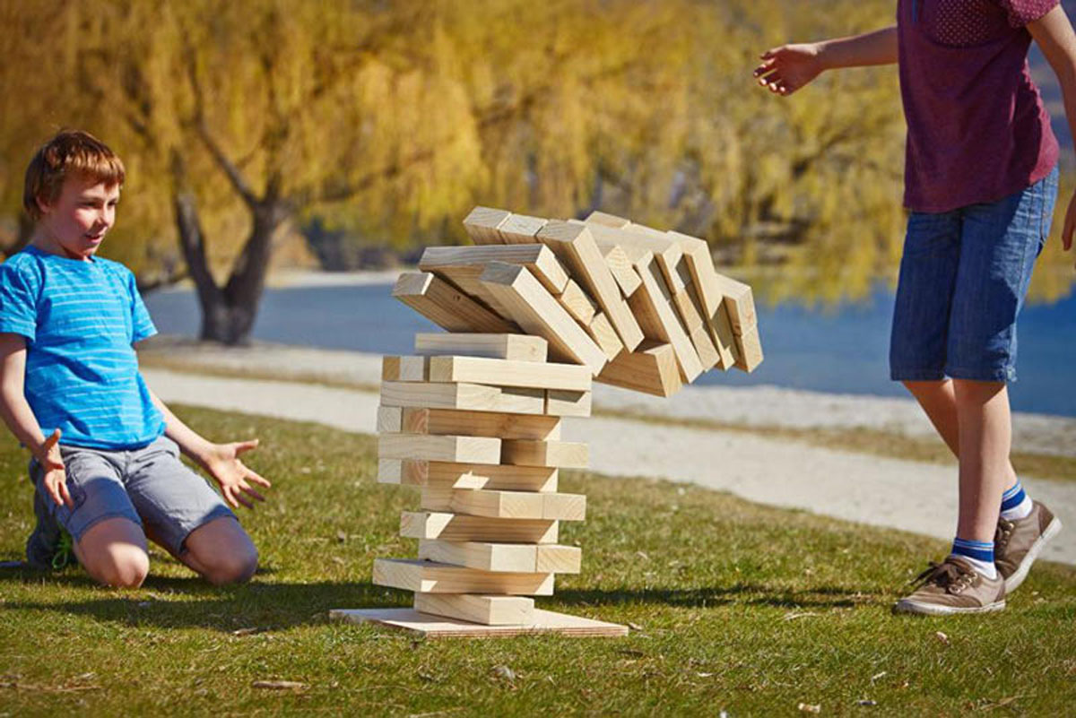 ĐỒ CHƠI RÚT GỖ KHỔNG LỒ (JENGA GIANT)