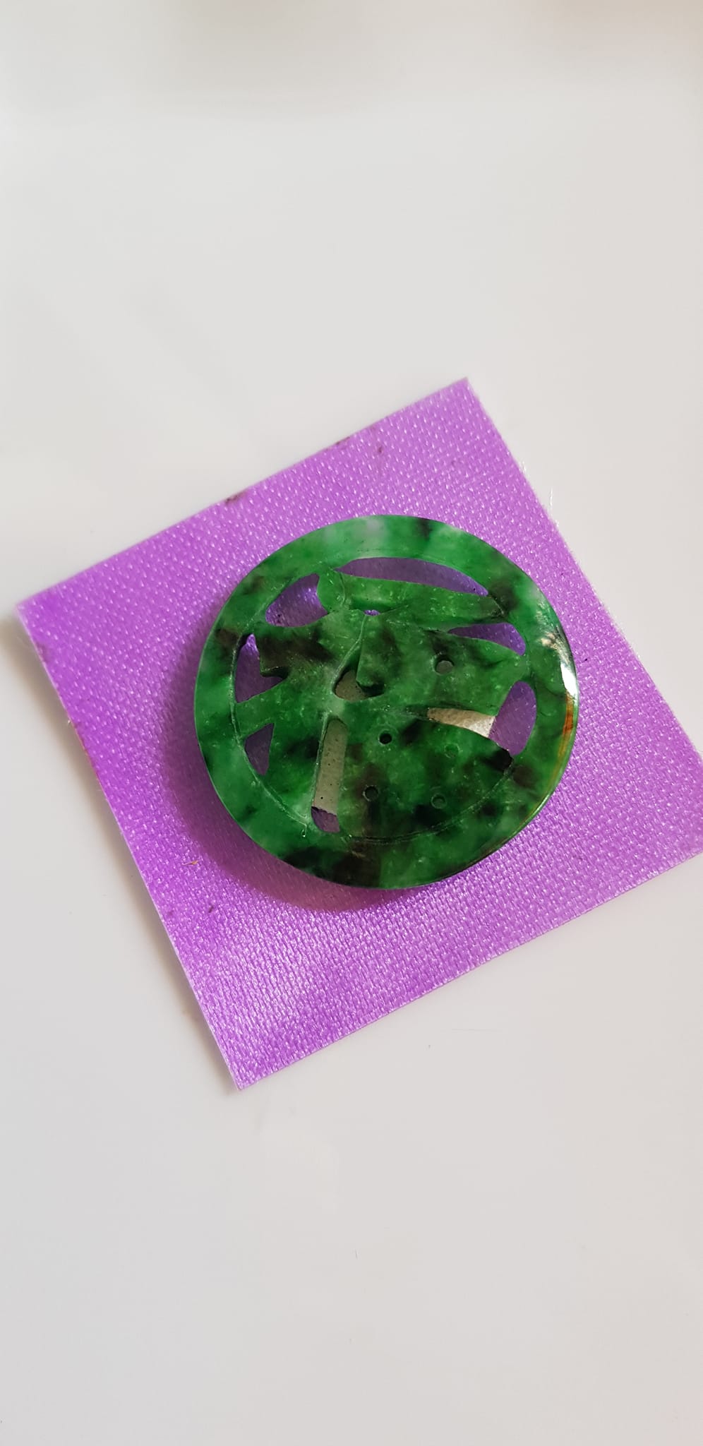 Mặt dây chuyền Nữ Chữ Phúc hay Chữ Phước Chất liệu đá cẩm thạch tự nhiên Size vừa đk 28mm x dầy 2mm Nữ về bọc Vàng lên đeo với dây chuyền của mình vừa đẹp vừa tốt mang chữ Phúc luôn bên mình ý nghĩa phúc đức ạ