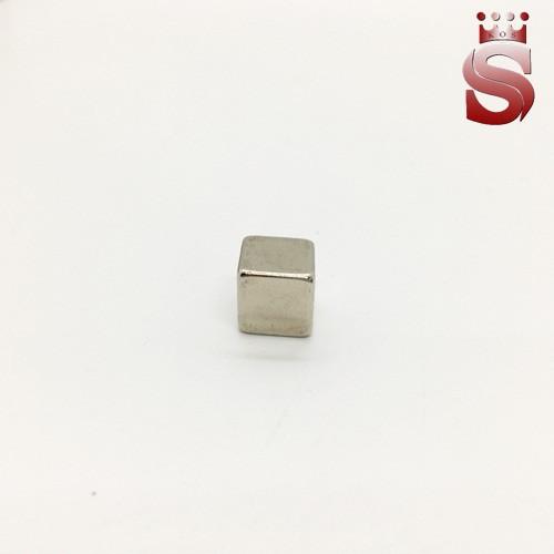 Nam châm vuông kích thước 10x10x10mm