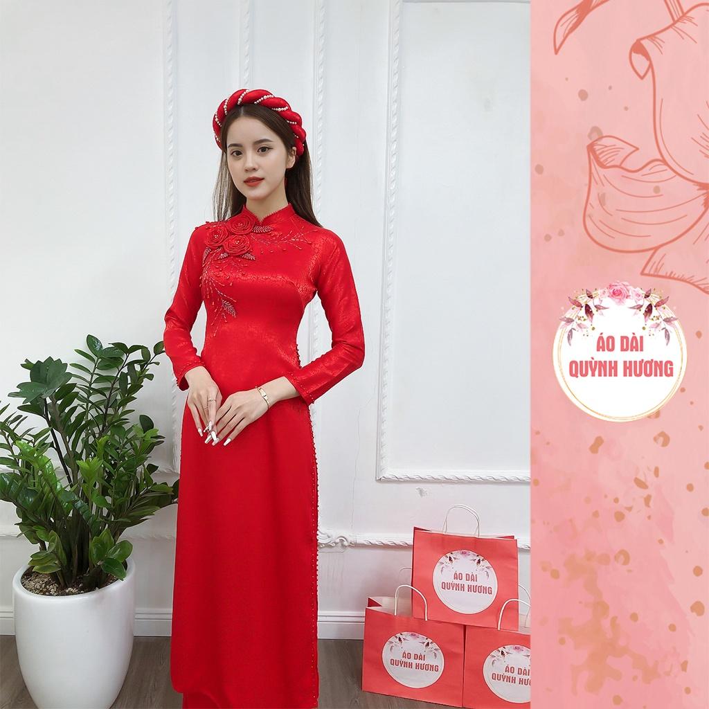 Áo dài truyền thống, áo gấm tơ 4 tà màu đỏ đính hoa thủ công