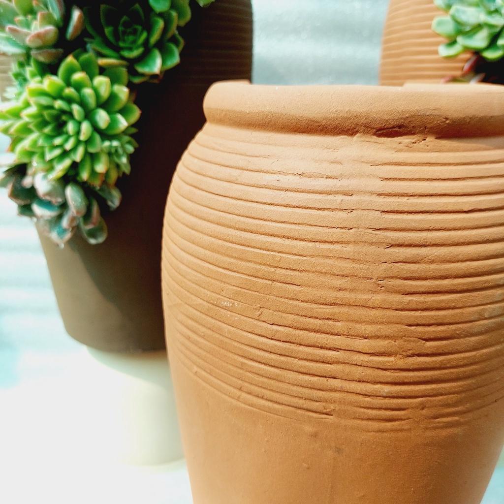 Chậu đất nung Bình Dương - Bình mới cắt vân mây, miệng chậu 13cm, chiều cao 30cm