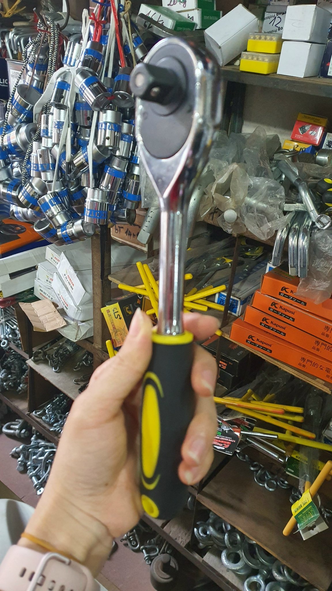 Tay Vặn Khẩu Tự Động 1/2