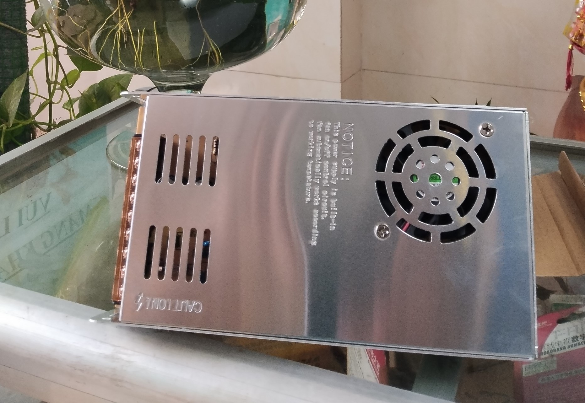 Bộ nguồn tổ ong 12V- 30A - Có quạt tản nhiệt - Dùng cho hệ thông camera , đèn led ...