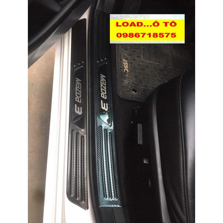 Bộ Ốp Bậc Cửa, Nẹp Bước Chân Mazda 3 2023-2020 Mẫu Vân carbon Cao Cấp