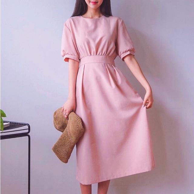 Đầm váy hồng nút sau cột eo