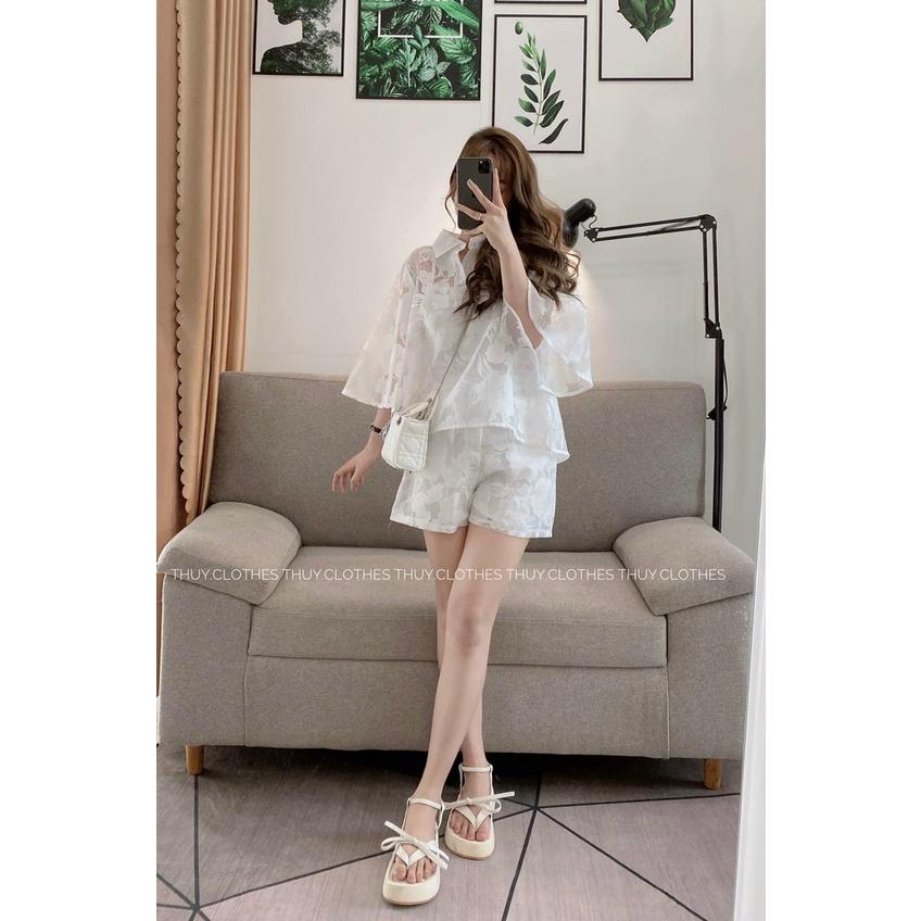 Set 3 món trắng hoa nổi áo sơ mi ren hoa nổi kèm crop 2 dây trong phối quần đùi short cá tính dịu dàng