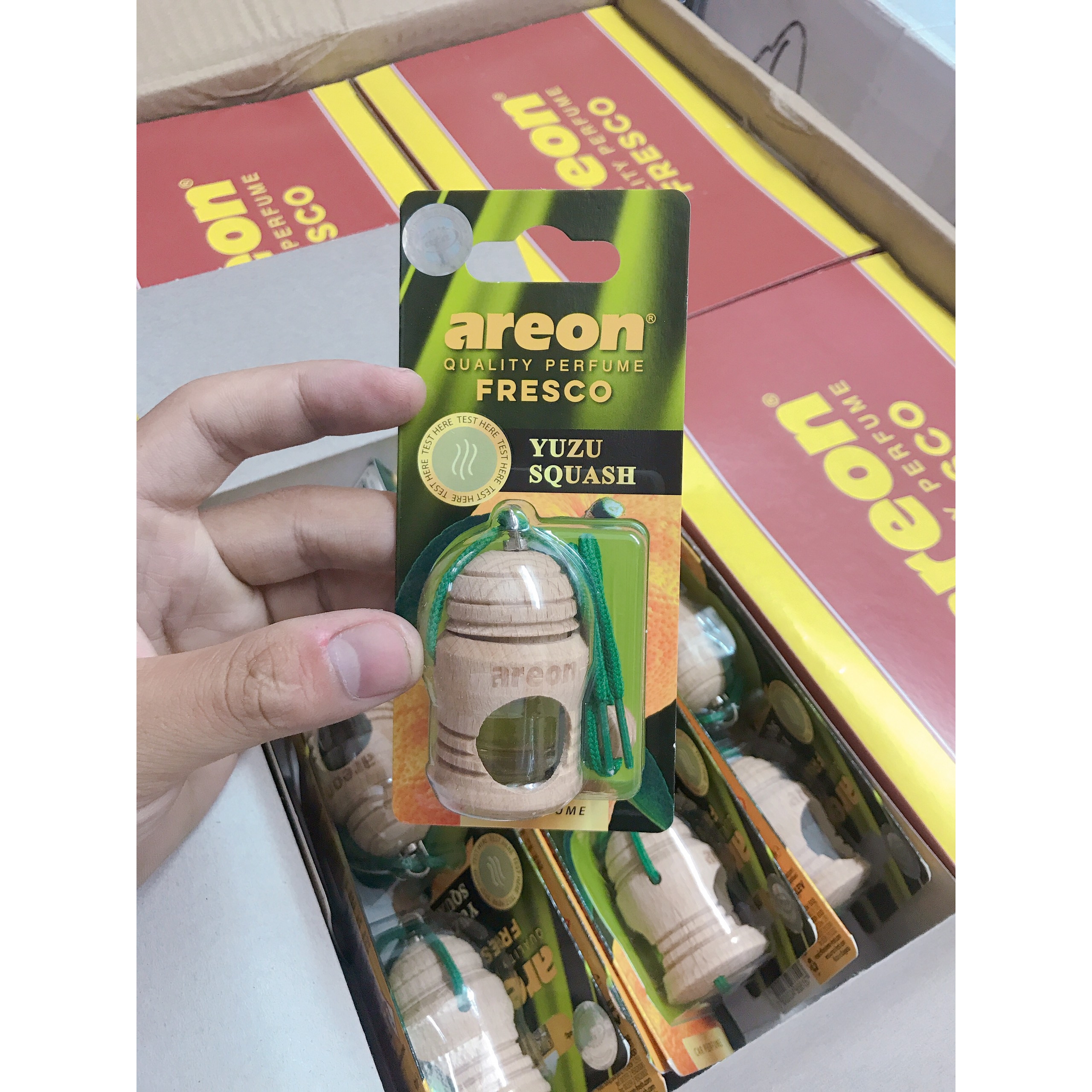 Tinh dầu treo xe ô tô hương quýt tây – Thanh mát, Sảng khoái, Hạn chế say xe - Khử mùi hôi chỉ 5S - Areon Fresco Yuzu Squash