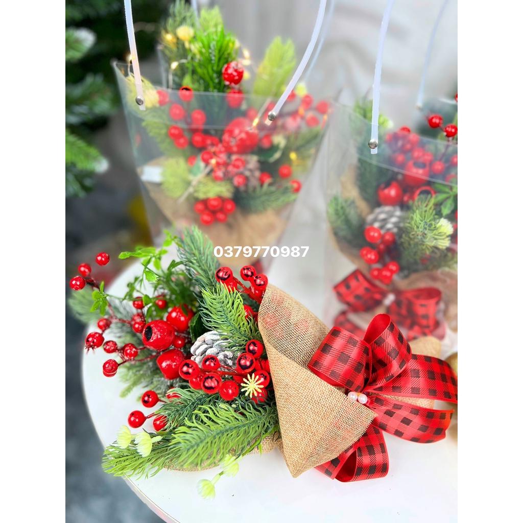 Bó hoa lụa quà tặng dịp lễ,sinh nhật,noel đào đông đỏ cành quả cherry
