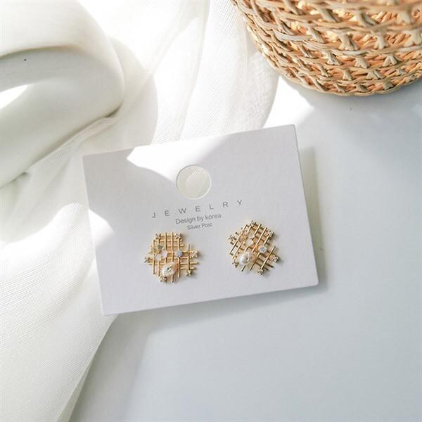 Bông tai - Lưới kim loại đính đá hạt trai - Màu gold