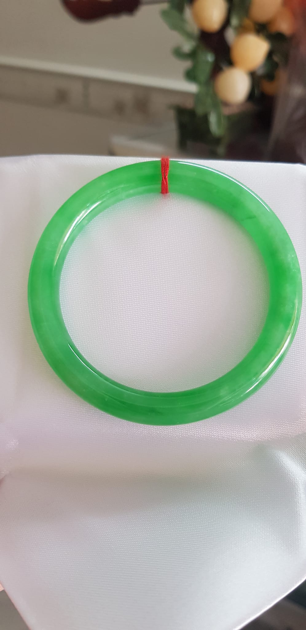 Vòng tay nữ đá cẩm thạch Lý Trong A 55mm x cọng 8mm Màu Xanh lá tươi sáng bóng đều cả vòng rất đẹp Nữ 54kg - 63kg đeo mệnh Mộc mệnh Hỏa mệnh Thủy ạ