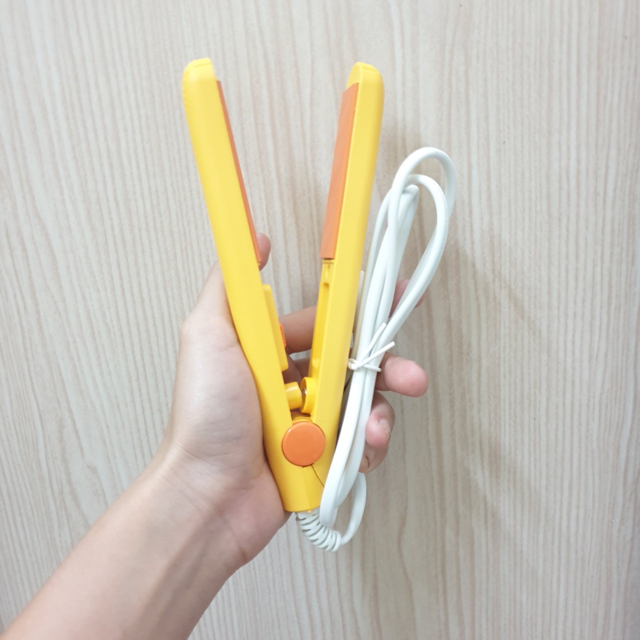 Máy duỗi tóc mini cầm tay cao cấp siêu tiện lợi