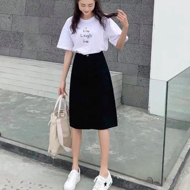 Váy cạp cao dài qua gối phong cách