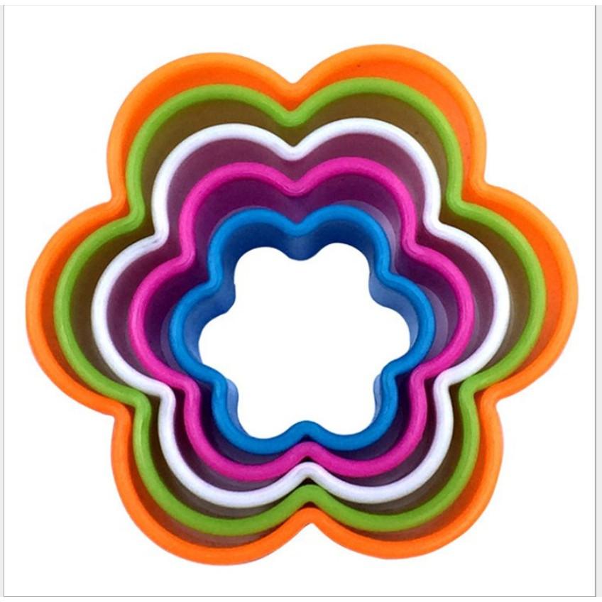 Khuôn Cắt Bánh Quy Bằng Nhựa - mẫu hoa