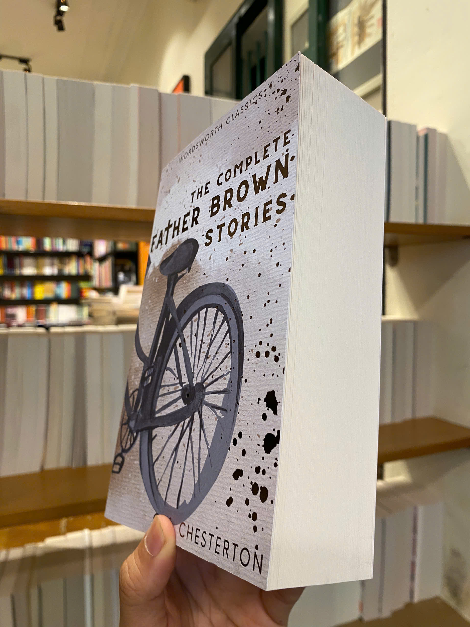 Sách - The Complete Father Brown Stories by G.K. Chesterton | Classic Literature / Ngoại văn