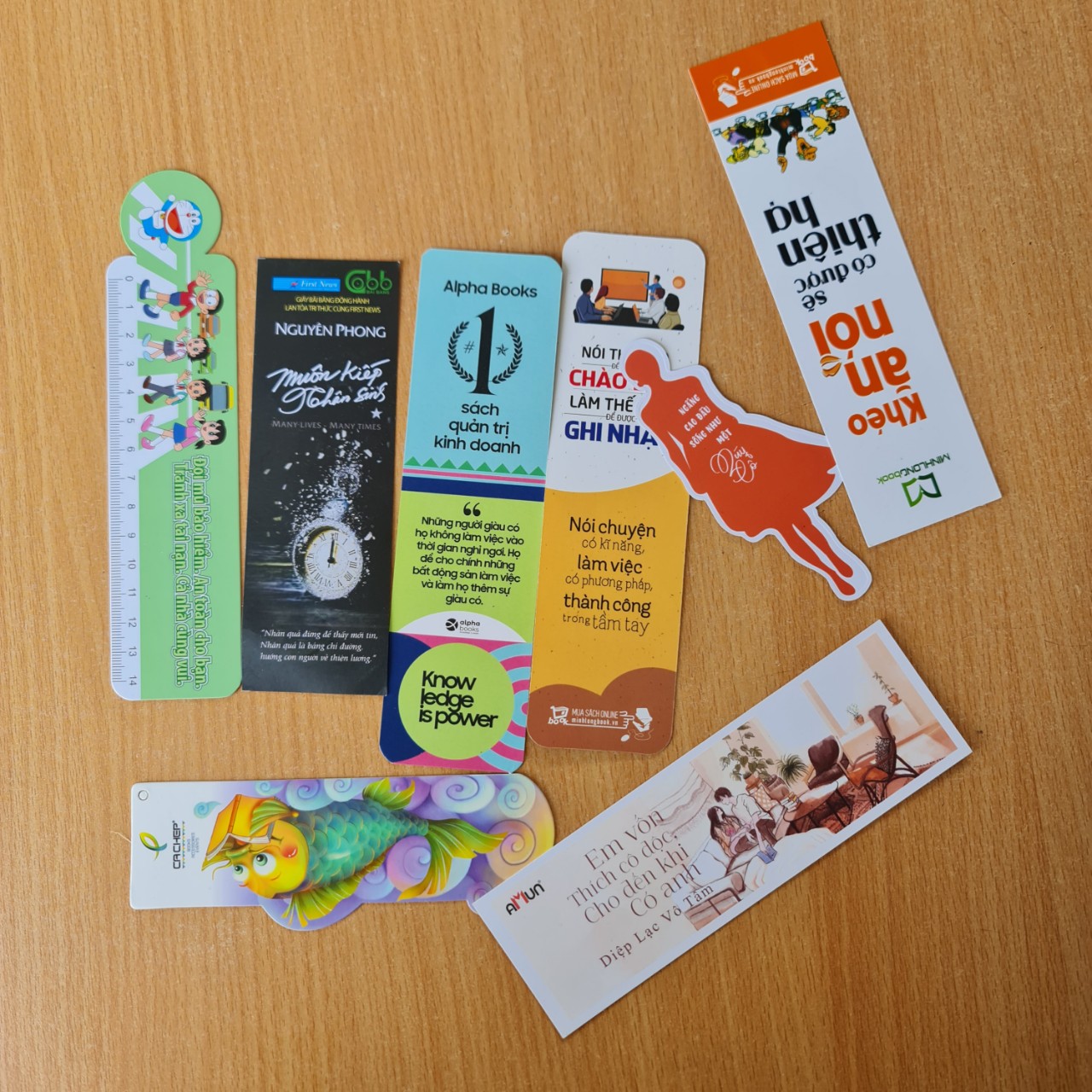 Combo Picture Book Song Ngữ: Voi & Lợn - Tặng kèm postcard GreenLife