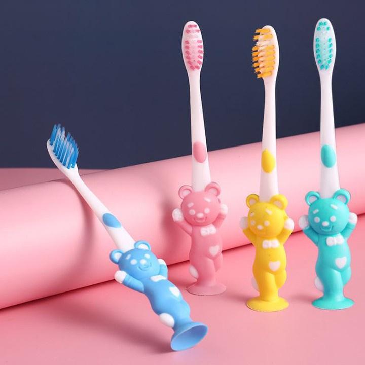 Set 4 bàn chải hình thú cho bé có đế hít xuất Nhật