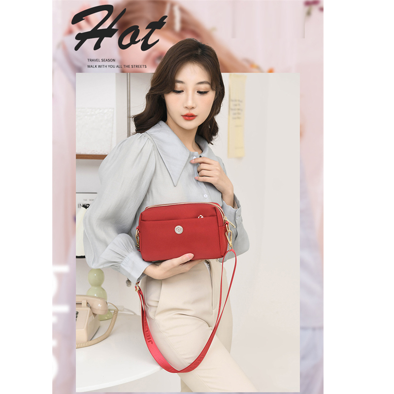 Túi đeo chéo nữ phong cách dễ thương – BEE GEE DCNU1031