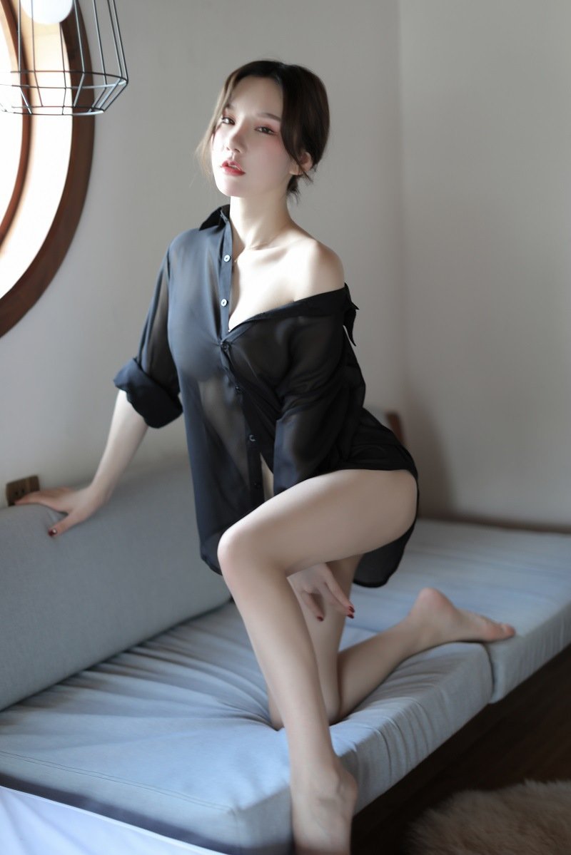Váy Ngủ Vải Voan Xuyên Thấu, Váy Sơ Mi Ngủ Giấu Quần Mềm Mại Sexy - ZVN5015