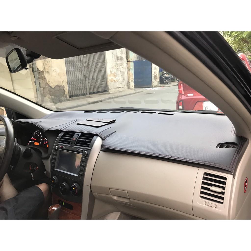 Thảm Taplo xe Toyota Altis , da vân Carbon cao cấp