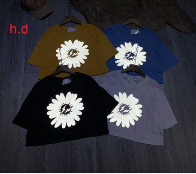 Áo crop top phản quang hoa cúc tia sét