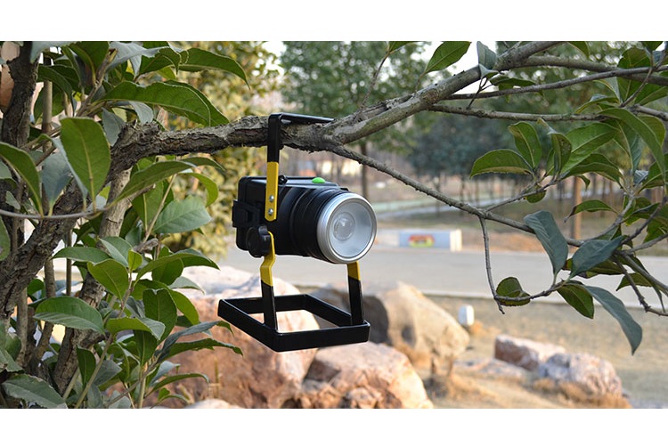 Đèn LED sạc điện thông minh W806 -