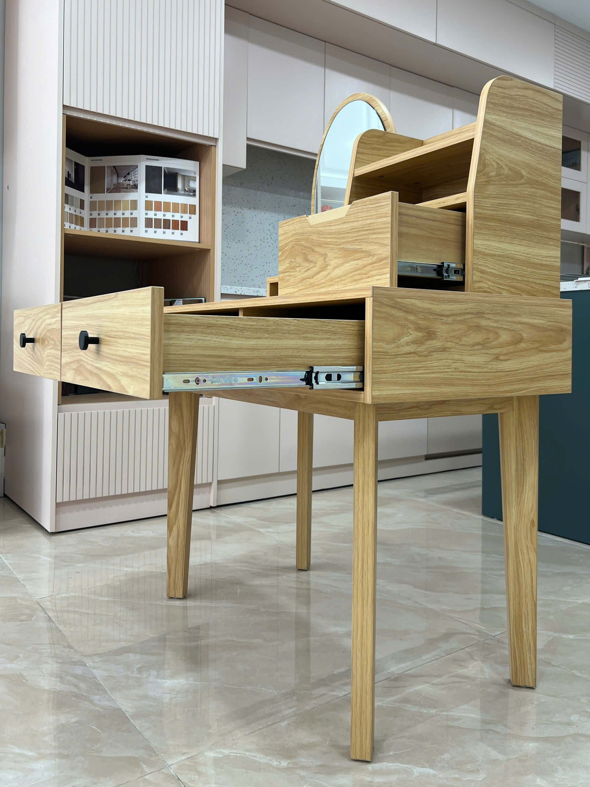 Bàn trang điểm phòng ngủ hiện đại BLUEWOOD BTD-001 gỗ MDF lõi xanh chống ẩm